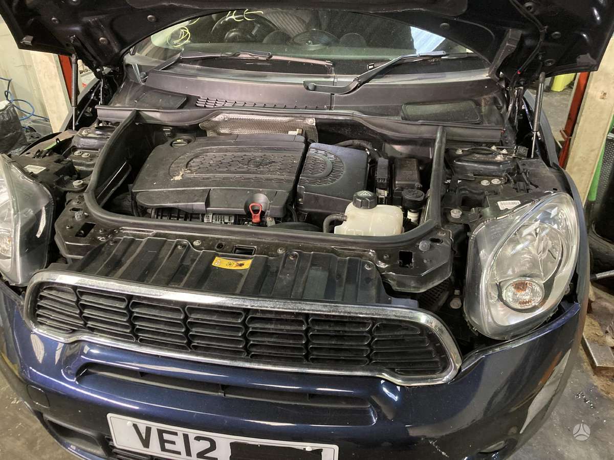 Mini Countryman по частям