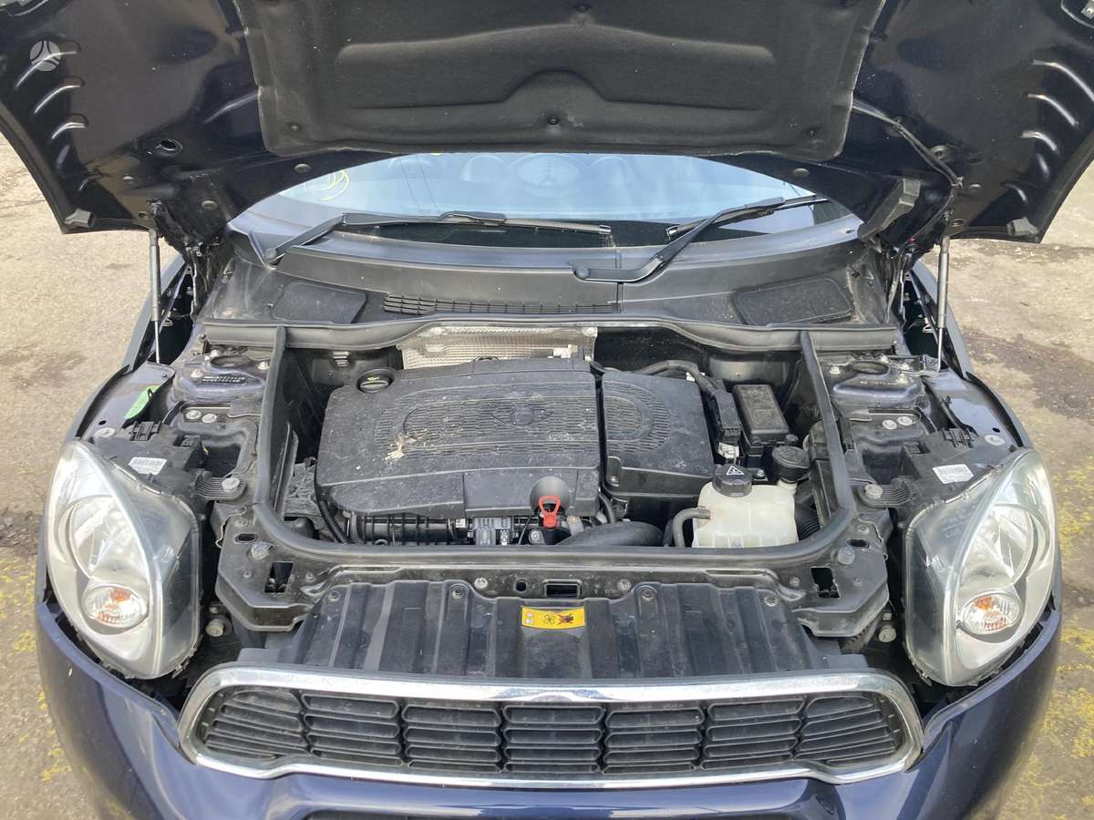 Mini Countryman по частям
