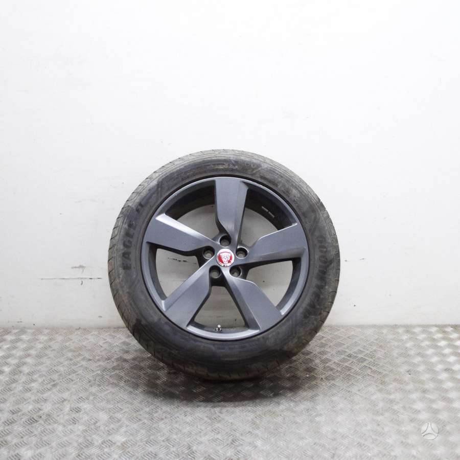 Jaguar E-PACE, light alloy, R19