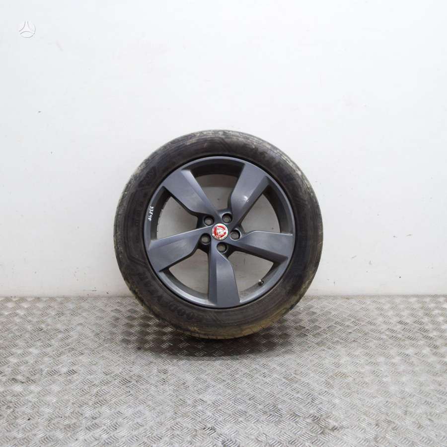 Jaguar E-PACE, light alloy, R19