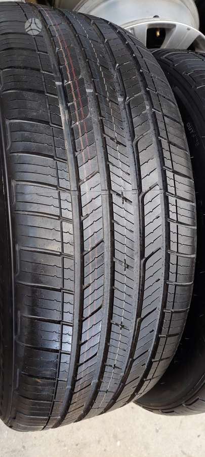 Bridgestone, всесезонные 235/50 R20
