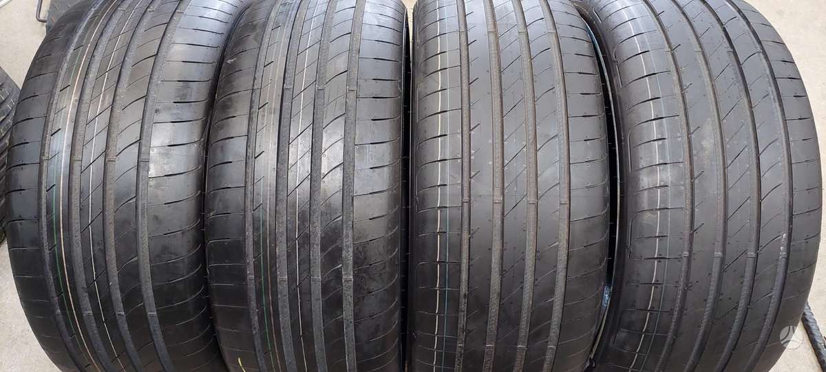 Goodyear, summer 255/40 R21