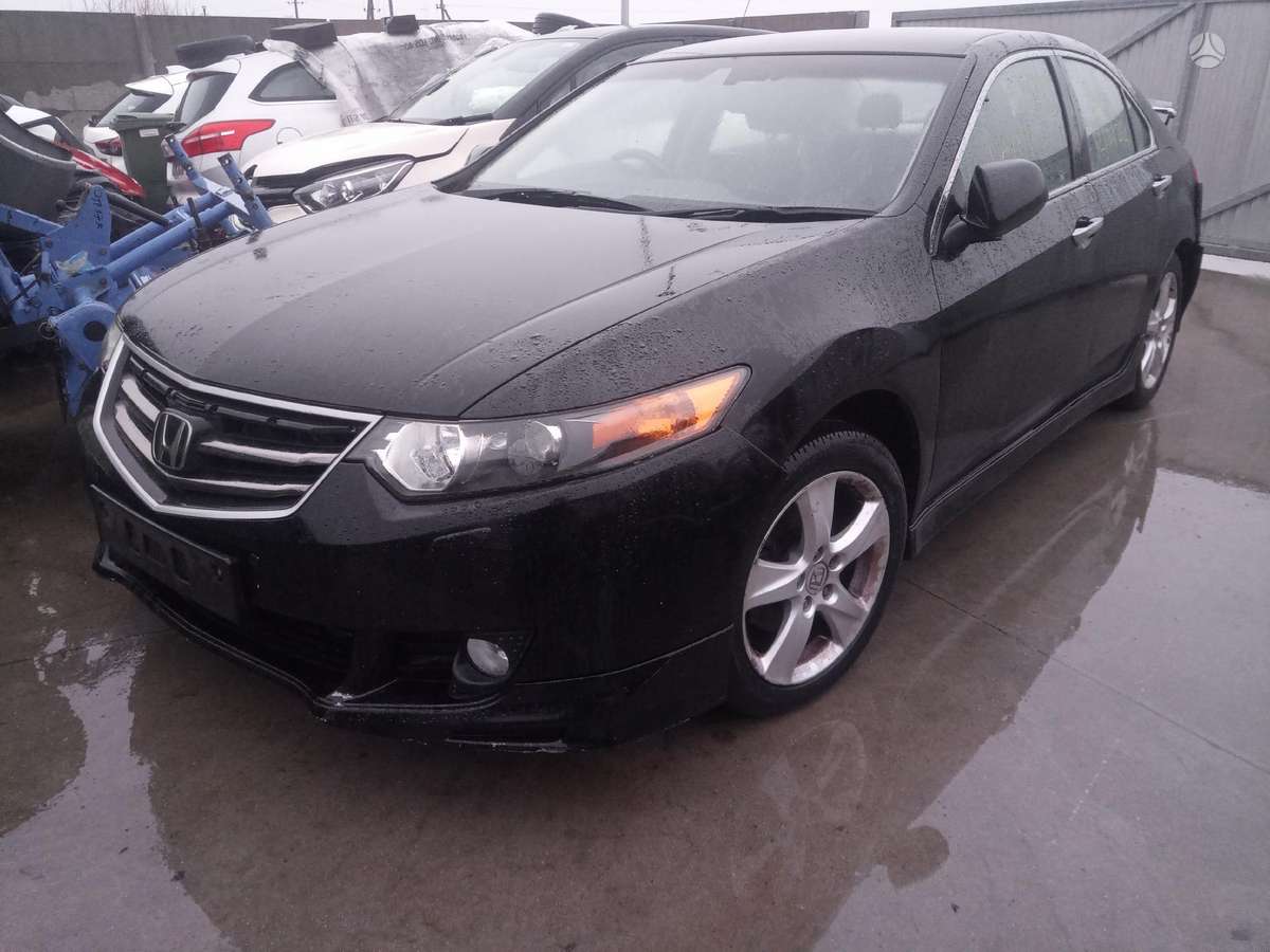 Honda Accord for parts