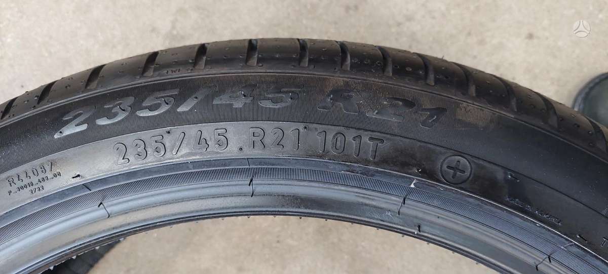 Pirelli, vasarinės 235/45 R21