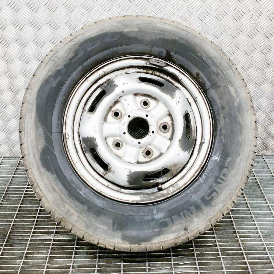 Ford TRANSIT, tērauda apzīmogoti, R16