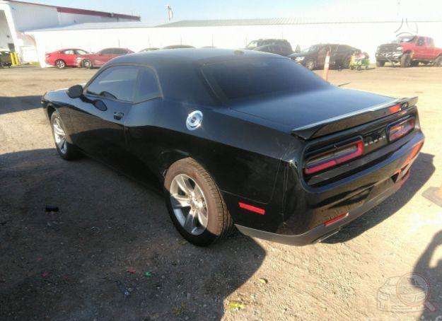 Dodge Challenger dalimis