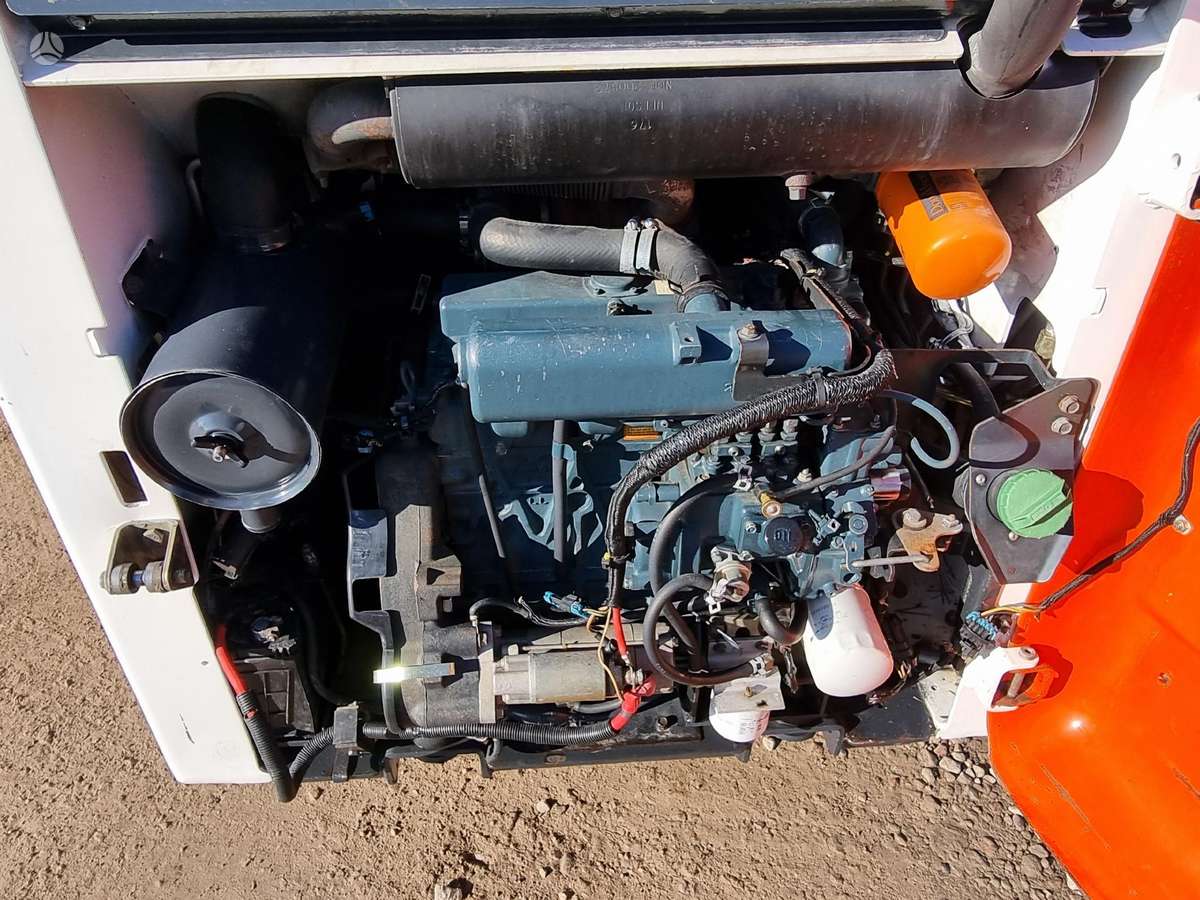 Bobcat S160, mini krautuvai