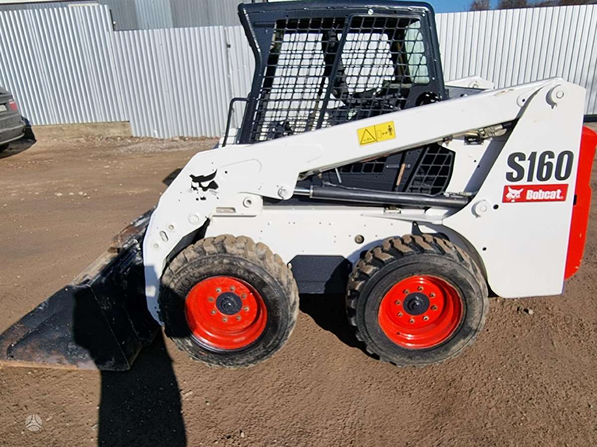 Bobcat S160, mini krautuvai