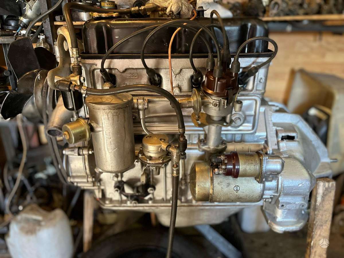 GAZ 21 engine parts
