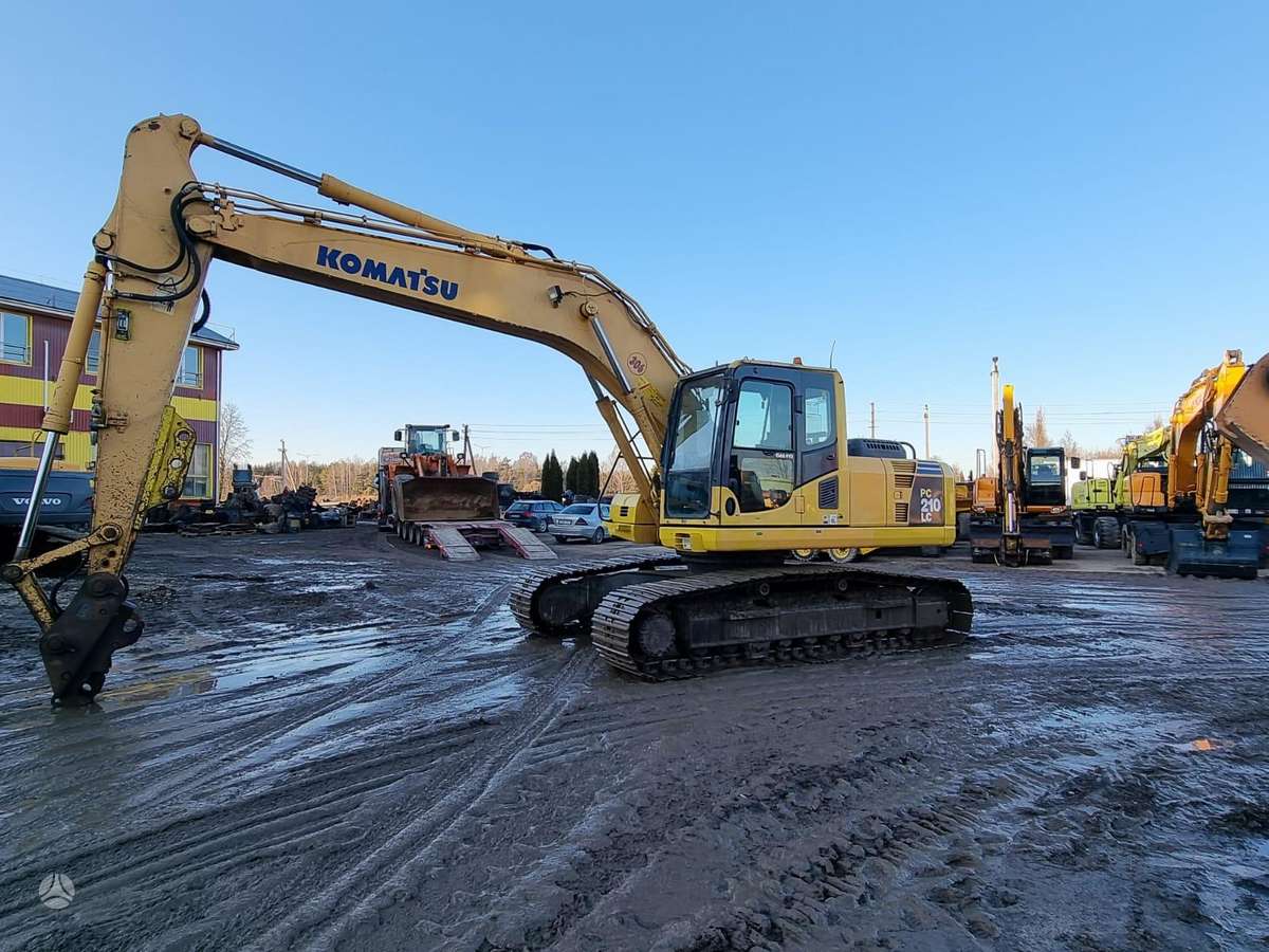 Komatsu PC210LC-8, экскаваторы