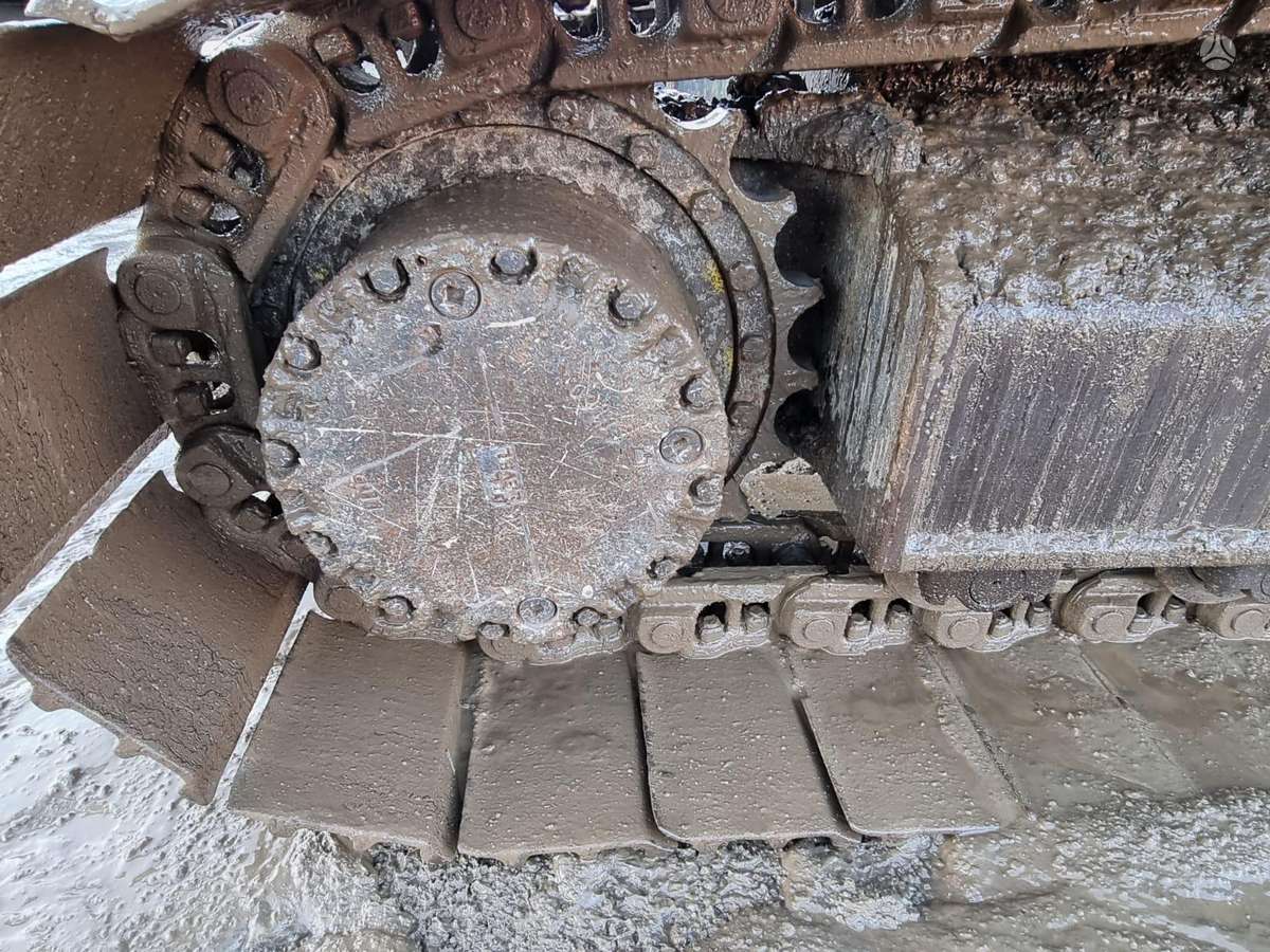 Komatsu PC210LC-8, экскаваторы