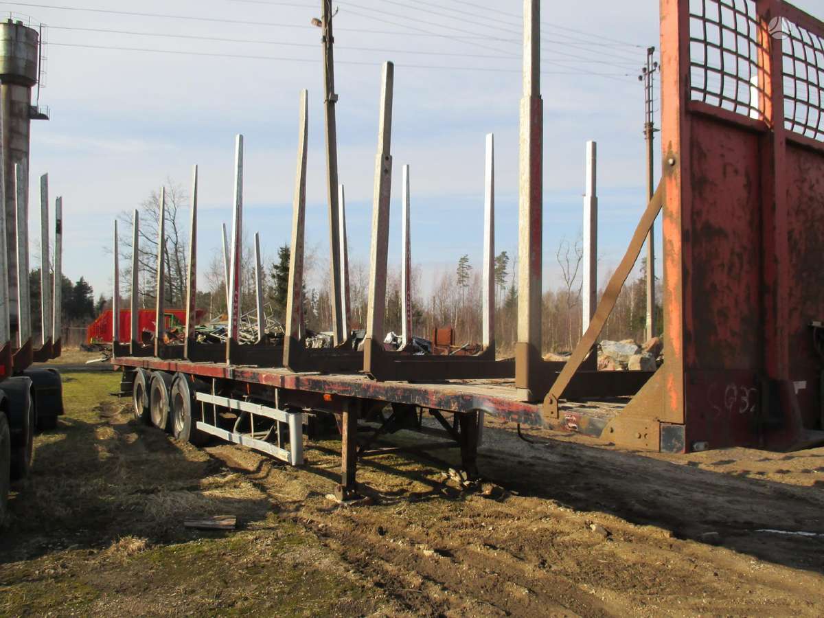 Dennison D3, timber