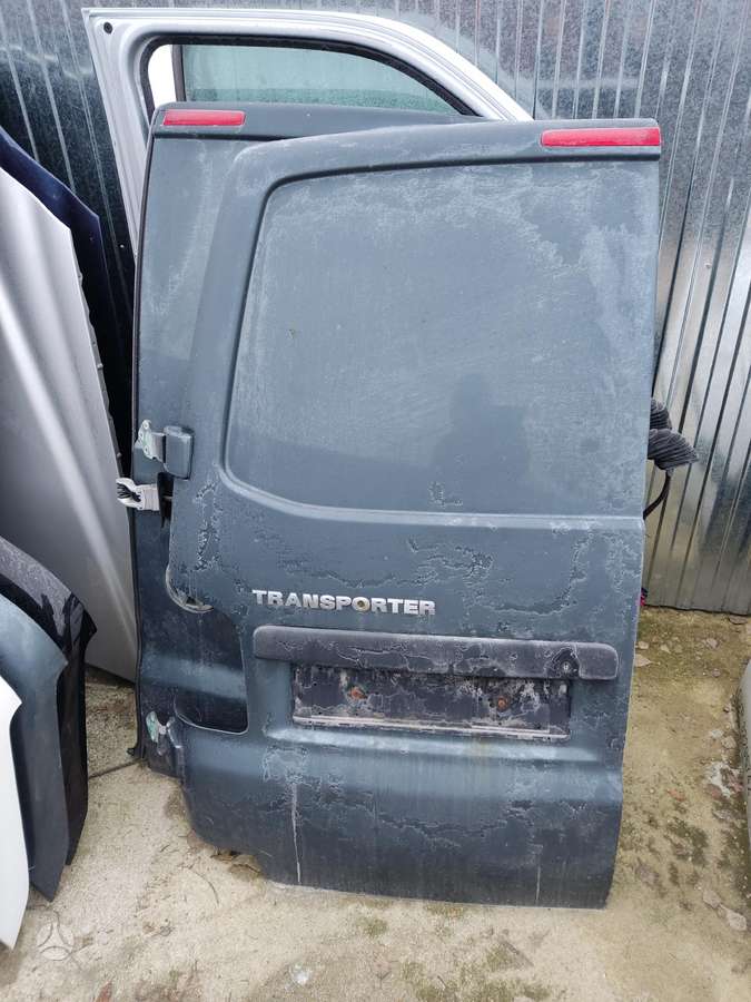 Volkswagen Transporter, preču
