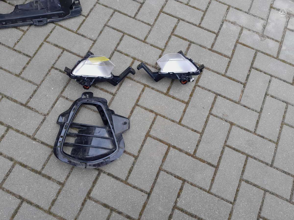 Hyundai i30 kėbulo dalys