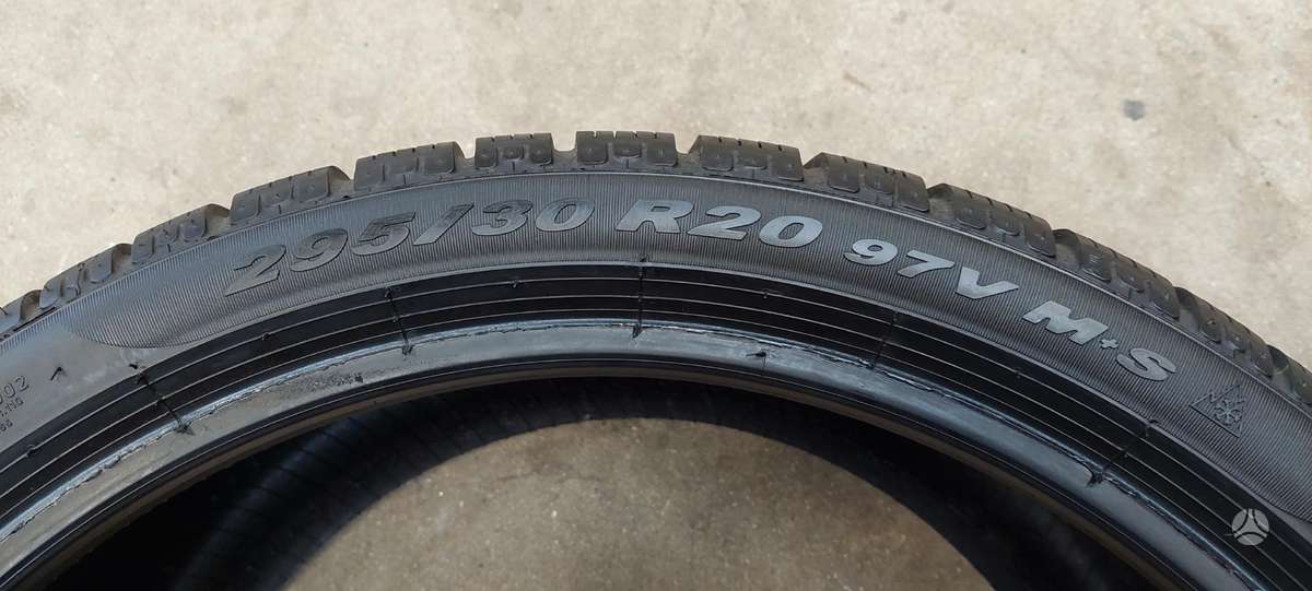 Pirelli, winter 295/30 R20