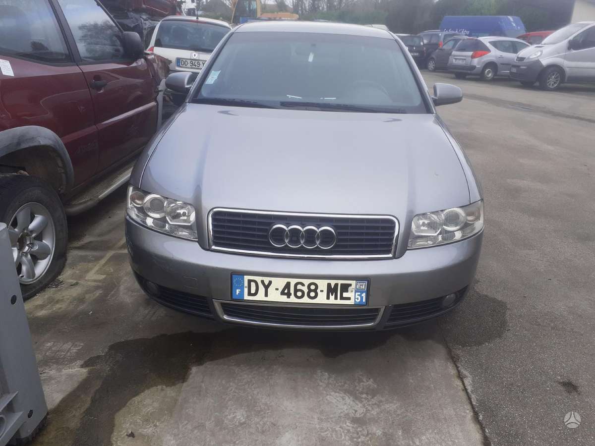 Audi A4 Is prancuzijos dalimis