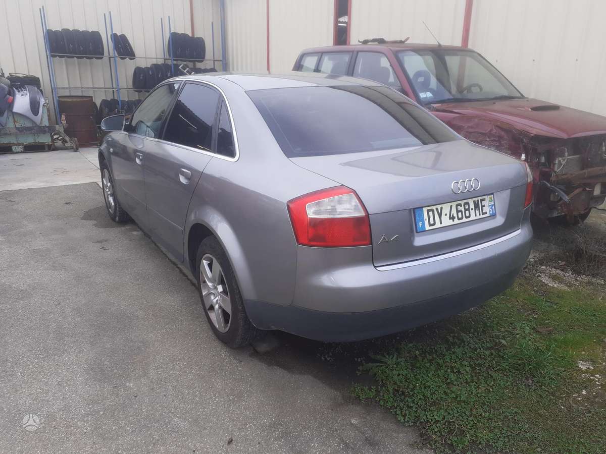 Audi A4 Is prancuzijos dalimis