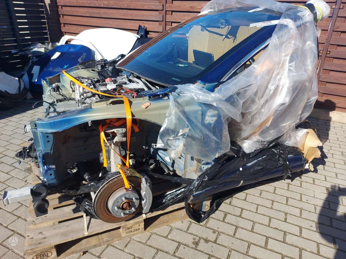 Tesla Model 3 детали кузова