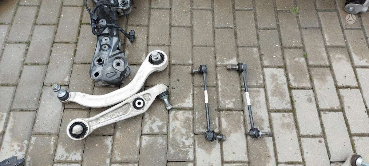 Tesla Model 3 body parts