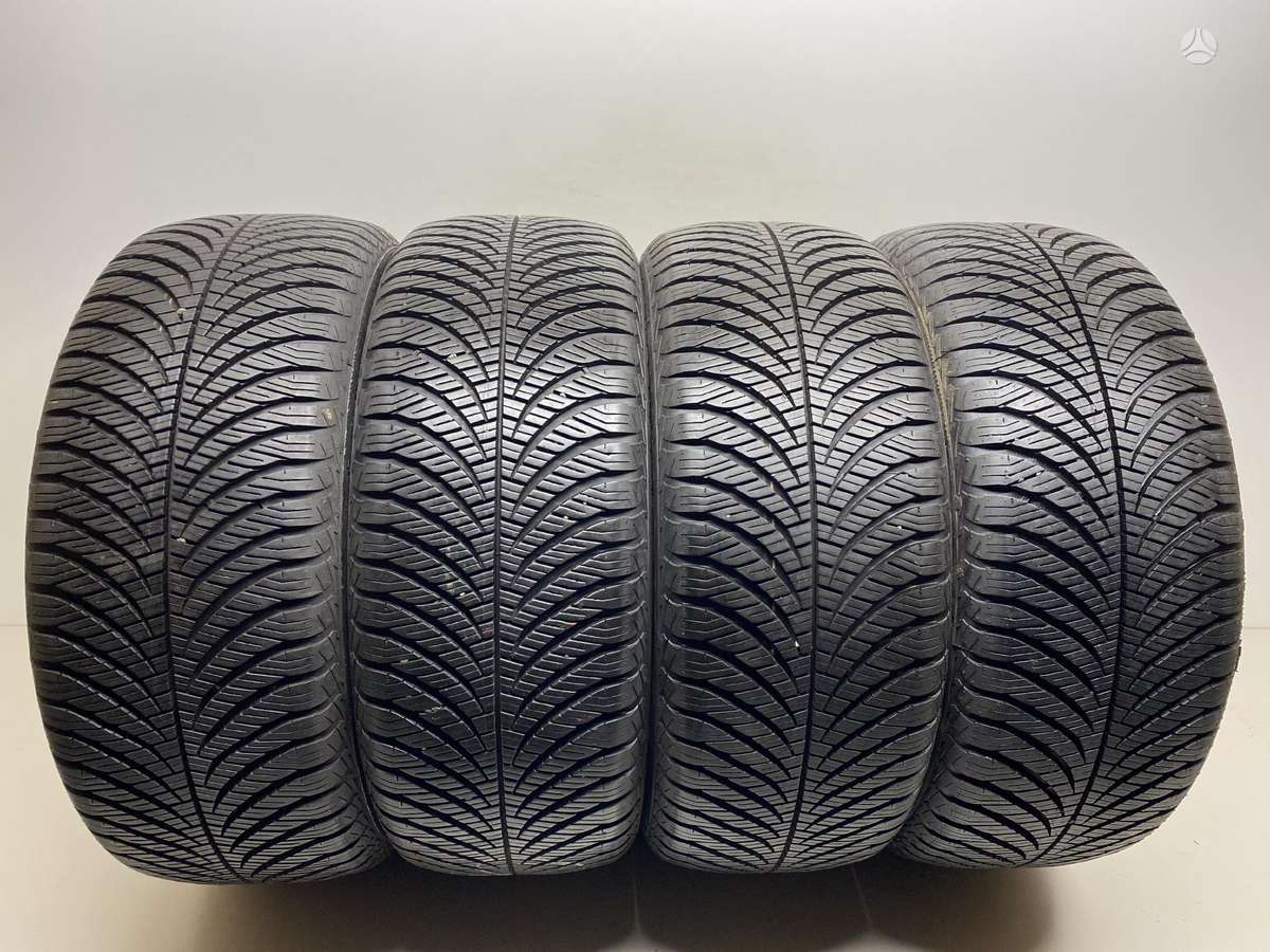 Goodyear Vector4Seasons 2021m, всесезонные 215/50 R17