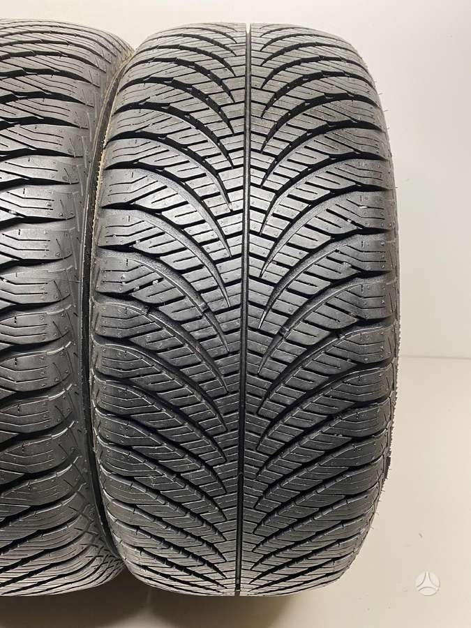Goodyear Vector4Seasons 2021m, universalios 215/50 R17