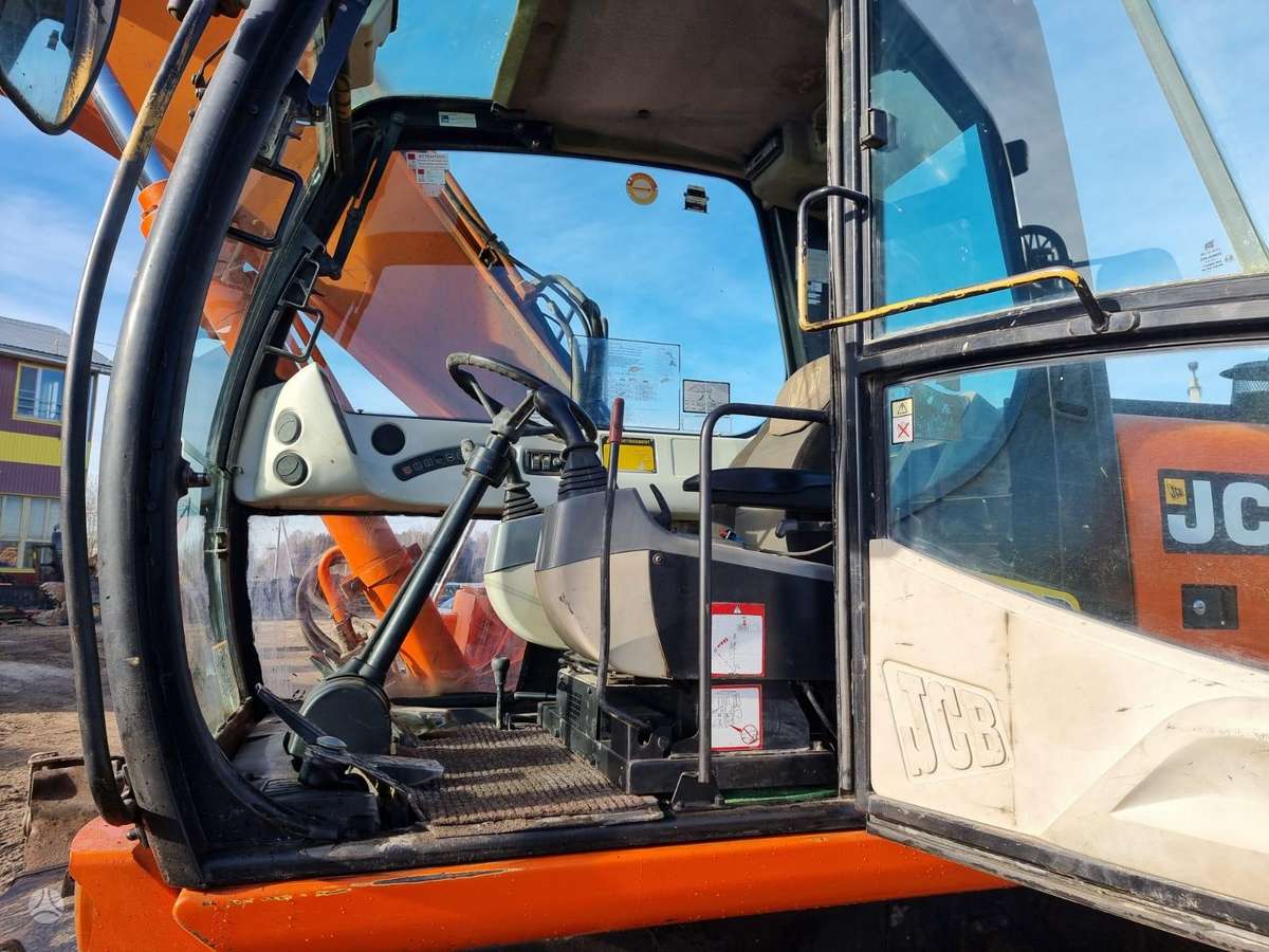 JCB JS160W, экскаваторы