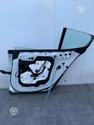 BMW 8 serija doors, mirrors