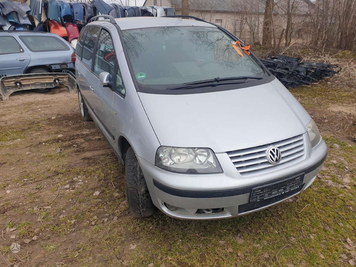 Volkswagen Sharan dalimis