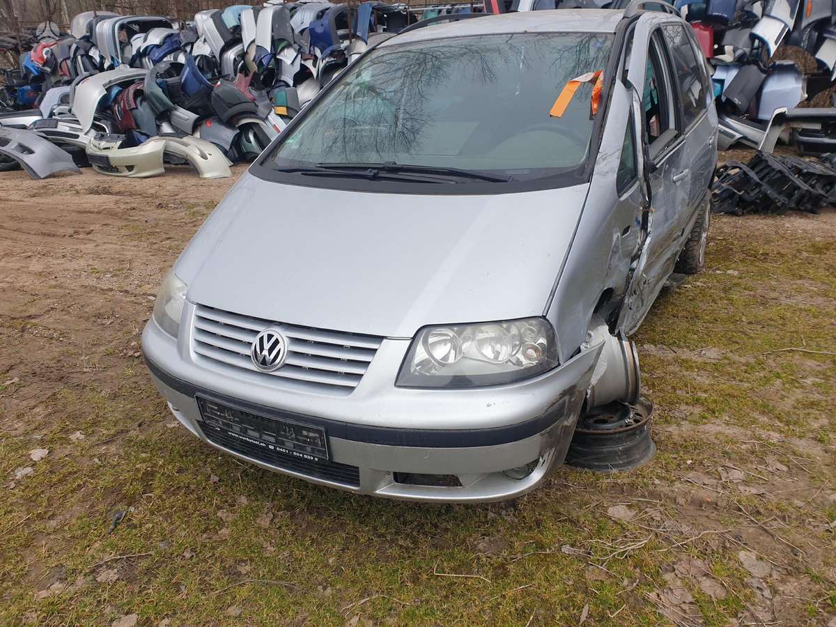 Volkswagen Sharan for parts
