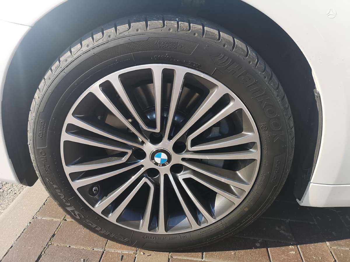 BMW 525, 2.0 l., Седан