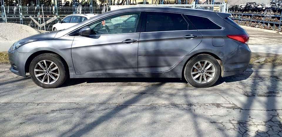 Hyundai i40 по частям