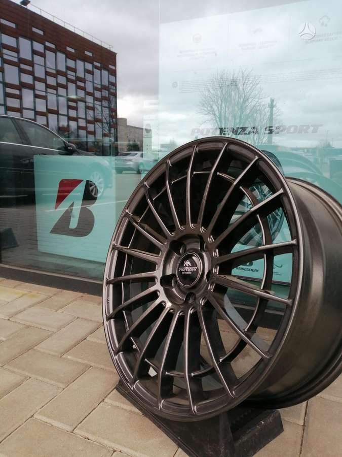 Forzza Velvet, light alloy, R18