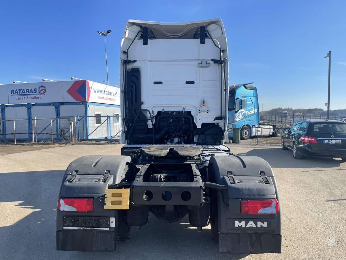 MAN TGX18.440RETARDER, double sleeper