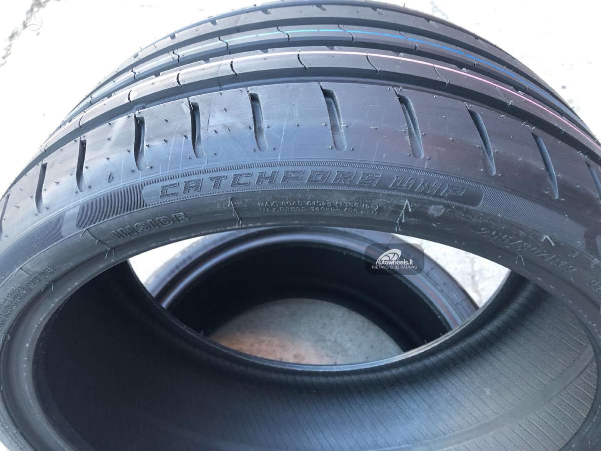 Windforce Catchfors UHP, summer 255/30 R19