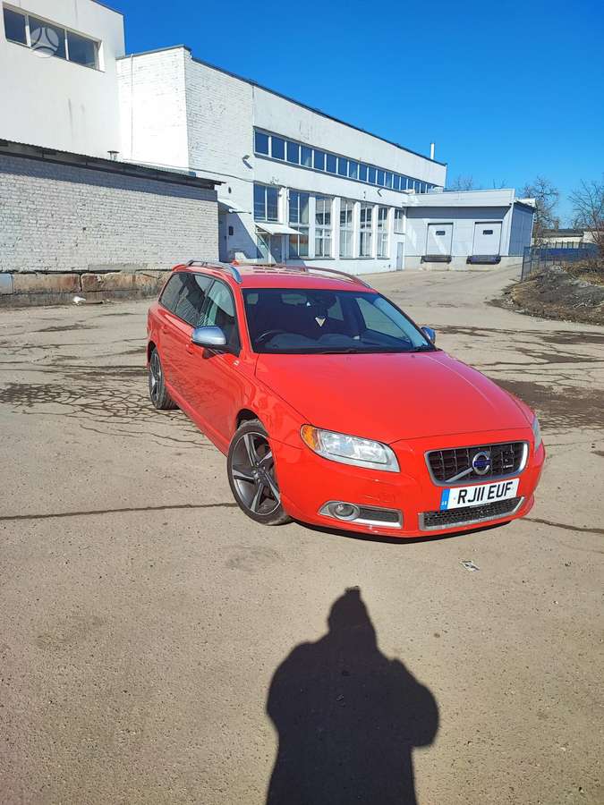 Volvo V70