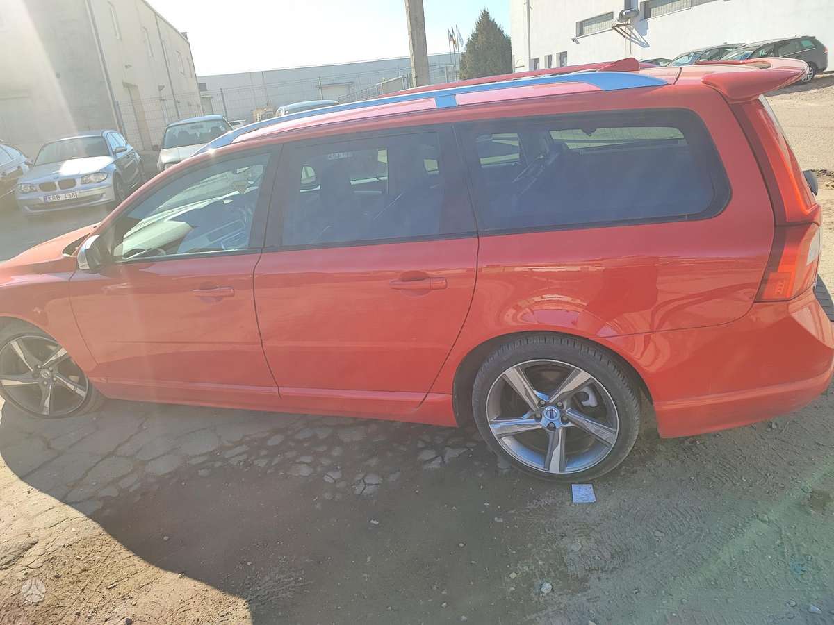 Volvo V70
