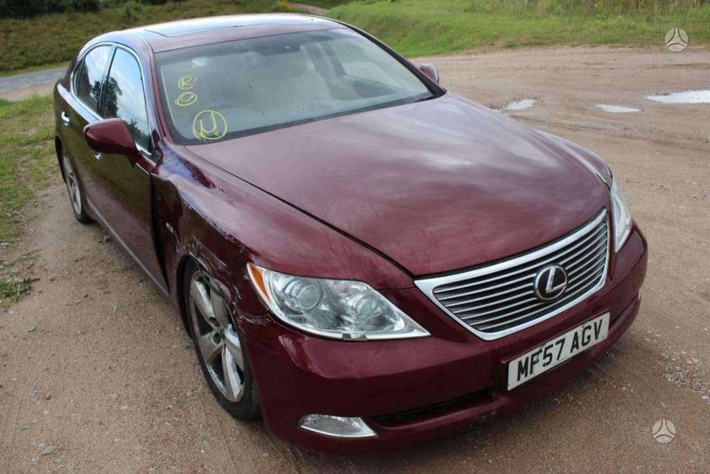 Lexus LS 460 for parts