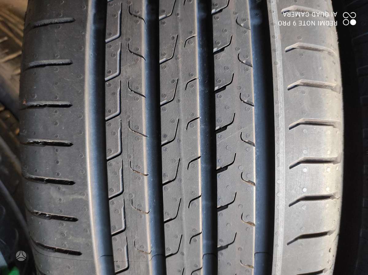 Continental, vasarinės 215/50 R18