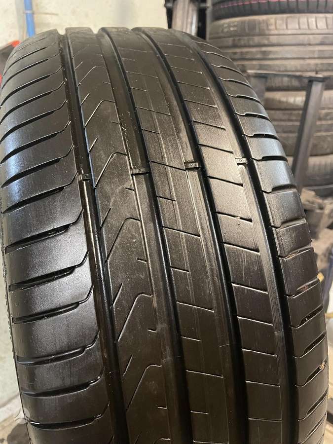 Pirelli Scorpion, летние 235/45 R21