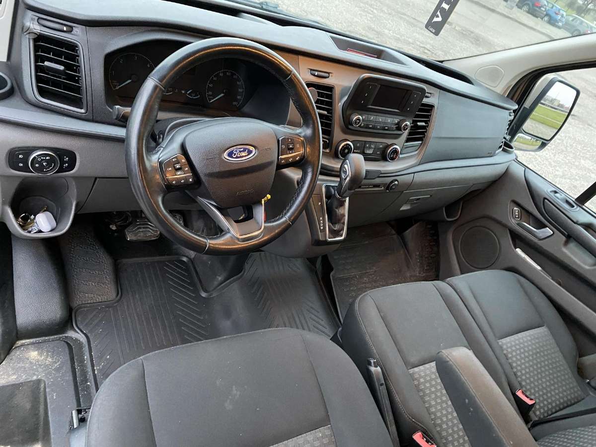 Ford Transit Custom, passenger minibus