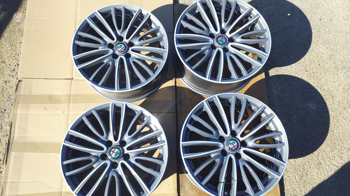 Alfa Romeo Giulia, light alloy, R18