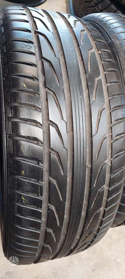 Semperit, vasaras 215/50 R17