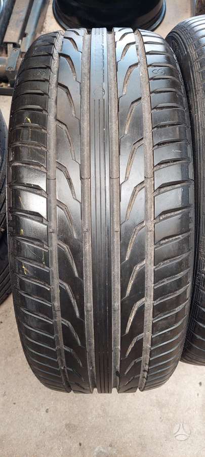 Semperit, vasaras 215/50 R17