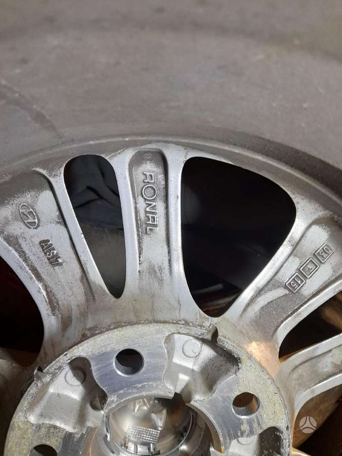 Hyundai, lengvojo lydinio, R15