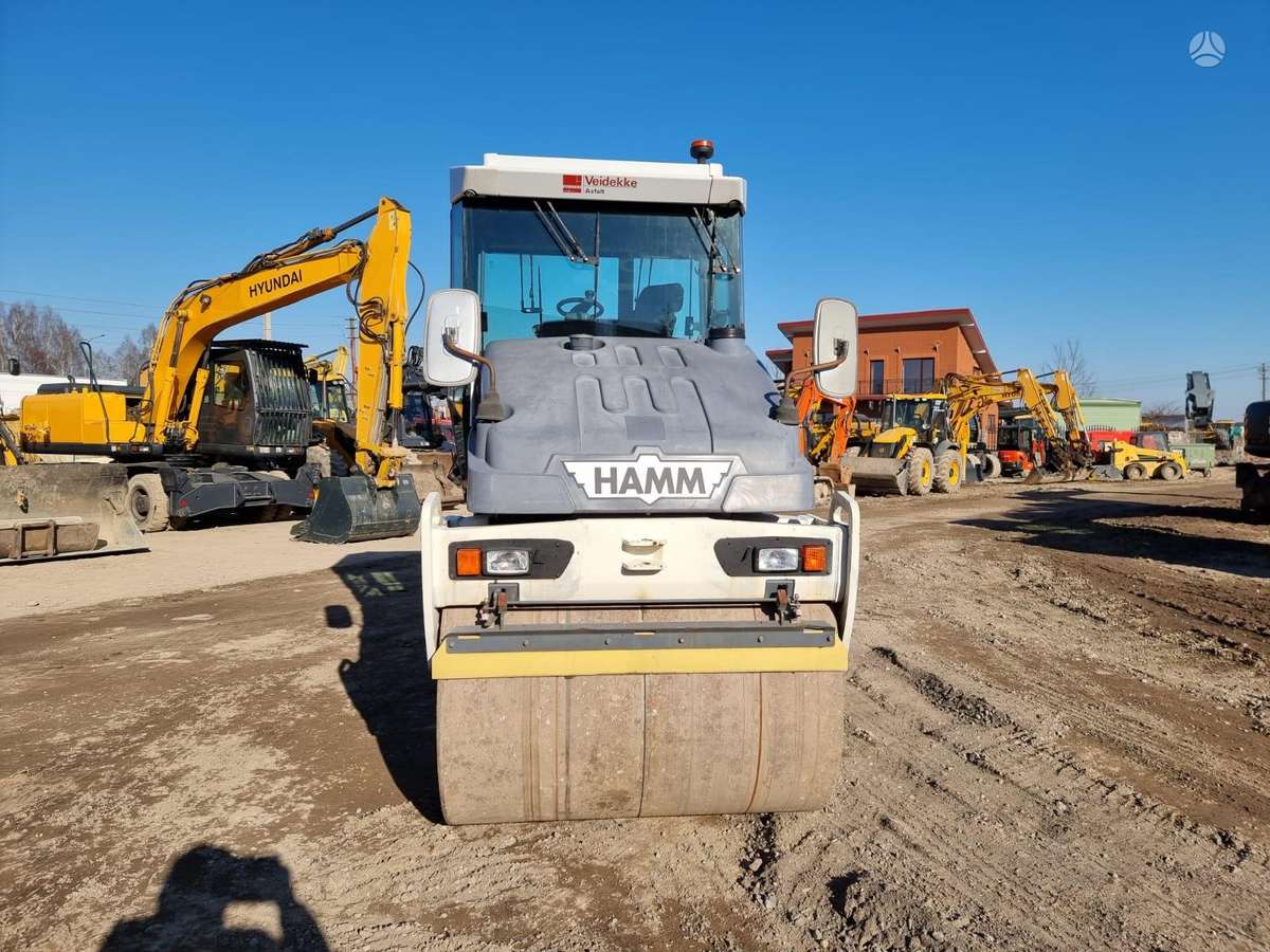 Hamm DV70V0, vibrator / compactor