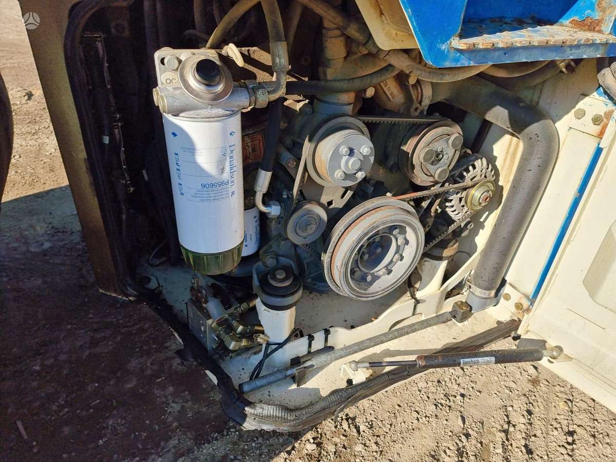 Hamm DV70V0, vibrator / compactor
