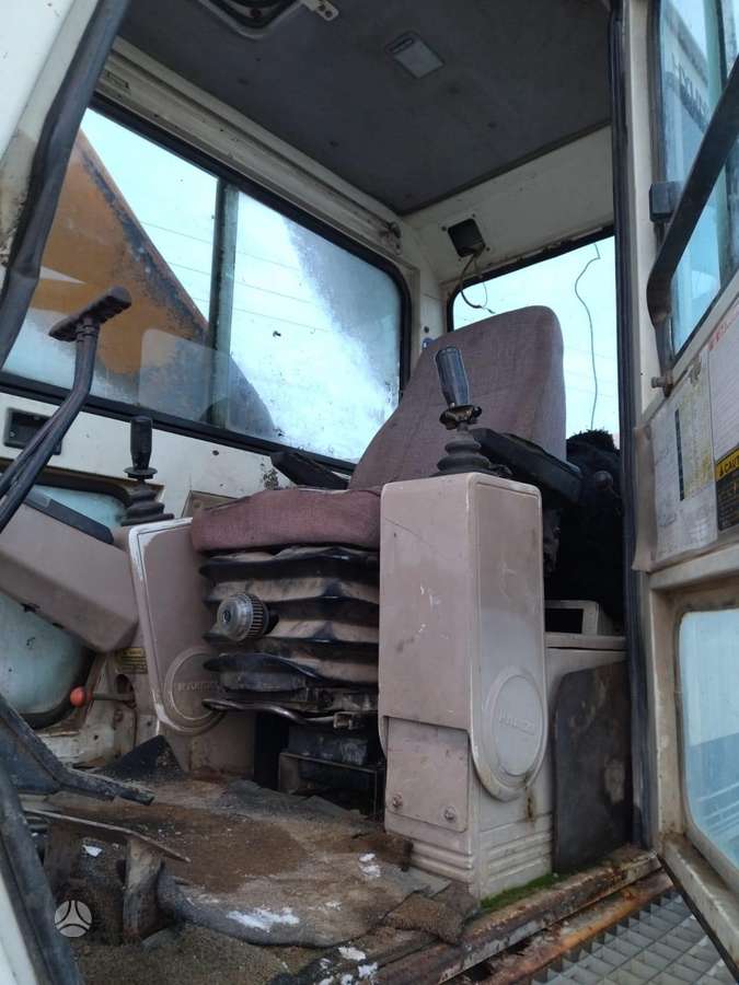 Hyundai ROBEX -320LC, ekskavatori
