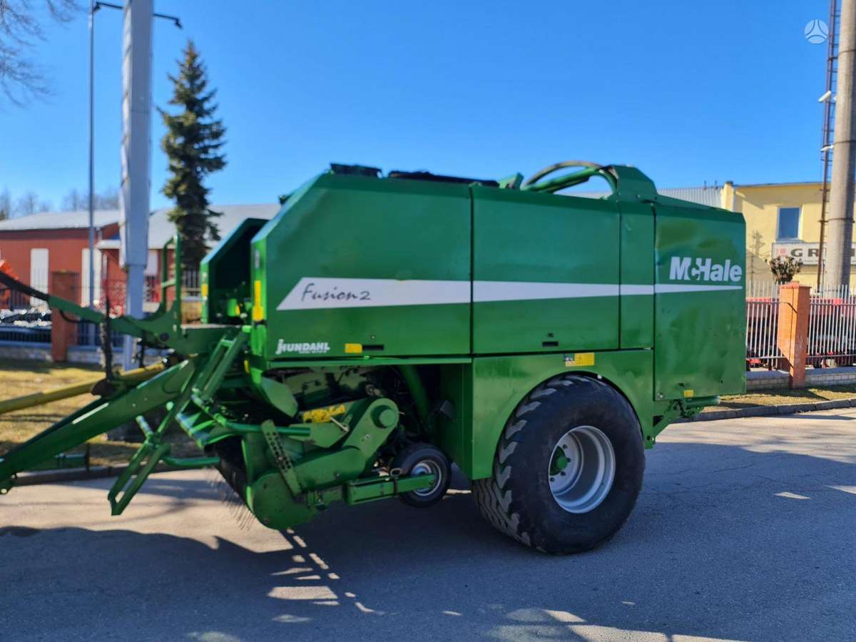 McHale FUSion 2, balers