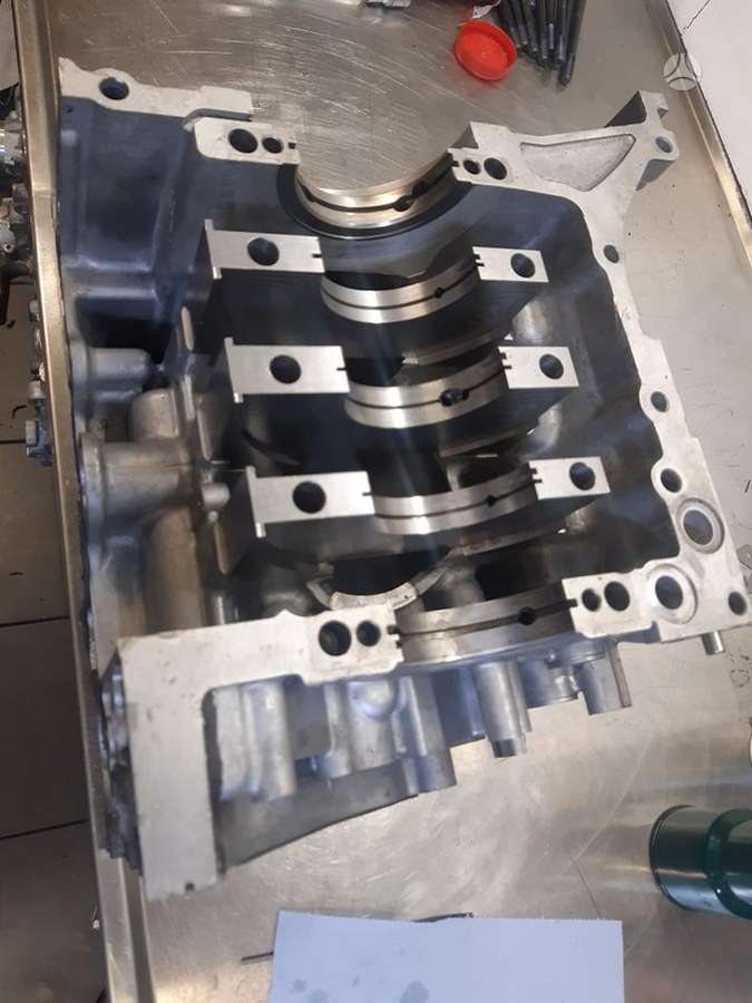 Subaru Outback, ee20, variklio detalės