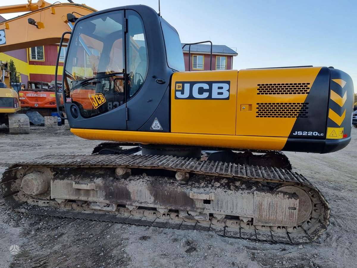 JCB JS220LC, ekskavatoriai